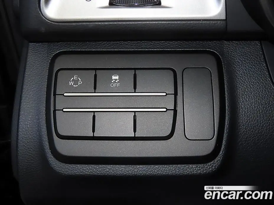 SsangYong TIBOLI 2015 1.6 автомат (гидро), фото 14 SsangYong TIBOLI 2015 1.6 автомат (гидро), фото 14