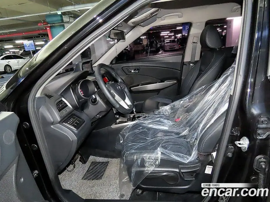 SsangYong TIBOLI 2015 1.6 автомат (гидро), фото 6 SsangYong TIBOLI 2015 1.6 автомат (гидро), фото 6