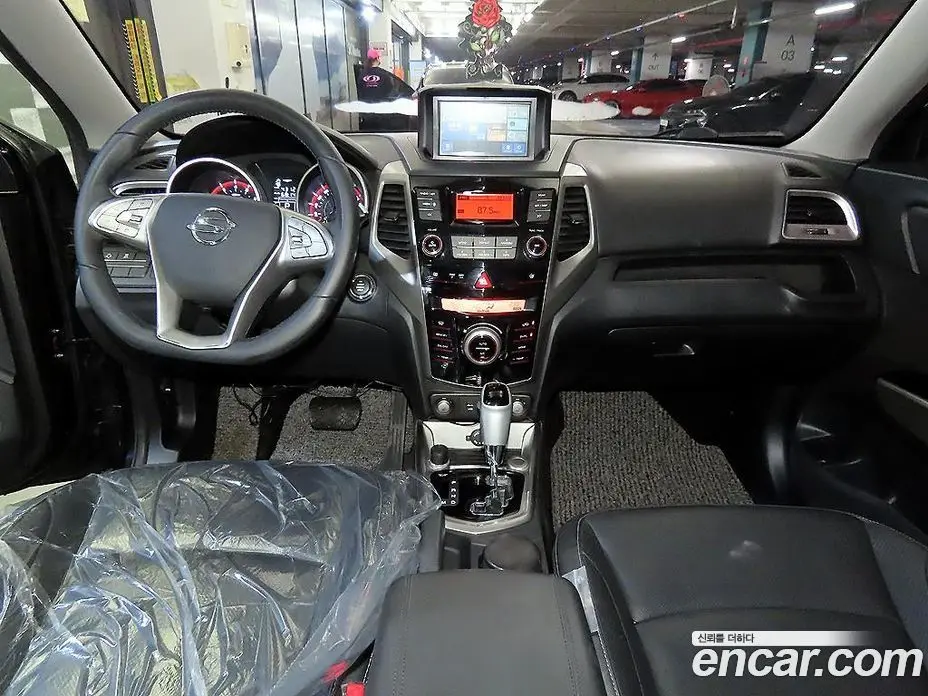 SsangYong TIBOLI 2015 1.6 автомат (гидро), фото 10 SsangYong TIBOLI 2015 1.6 автомат (гидро), фото 10