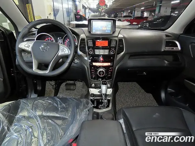 SsangYong TIBOLI 2015 1.6 автомат (гидро), миниатюра 10 SsangYong TIBOLI 2015 1.6 автомат (гидро), миниатюра 10