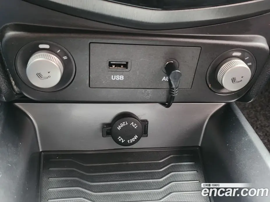SsangYong TIBOLI 2017 1.6 автомат (гидро), фото 13