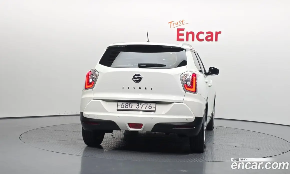SsangYong TIBOLI 2017 1.6 автомат (гидро), фото 4 SsangYong TIBOLI 2017 1.6 автомат (гидро), фото 4