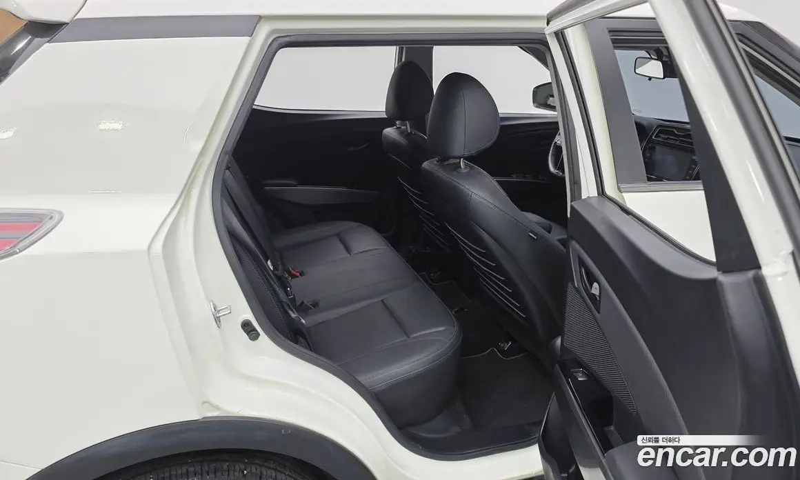 SsangYong TIBOLI 2020 1.5 автомат (гидро), фото 11 SsangYong TIBOLI 2020 1.5 автомат (гидро), фото 11
