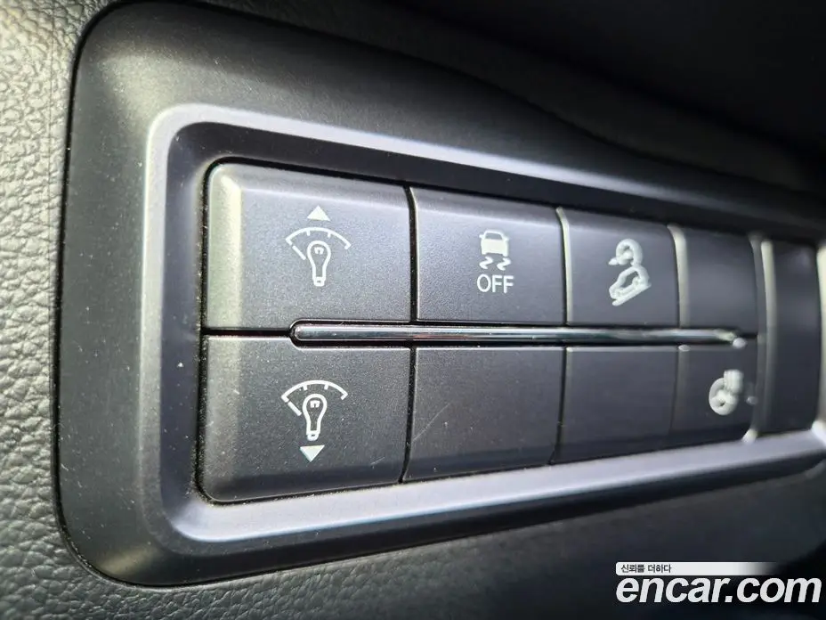 SsangYong TIBOLI 2020 1.5 автомат (гидро), фото 15 SsangYong TIBOLI 2020 1.5 автомат (гидро), фото 15
