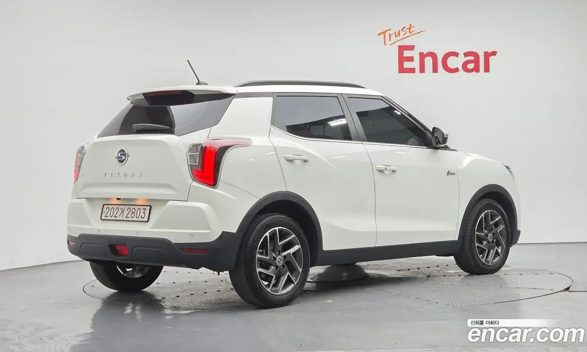 SsangYong TIBOLI 2022 1.5 автомат (гидро), фото 2 SsangYong TIBOLI 2022 1.5 автомат (гидро), фото 2