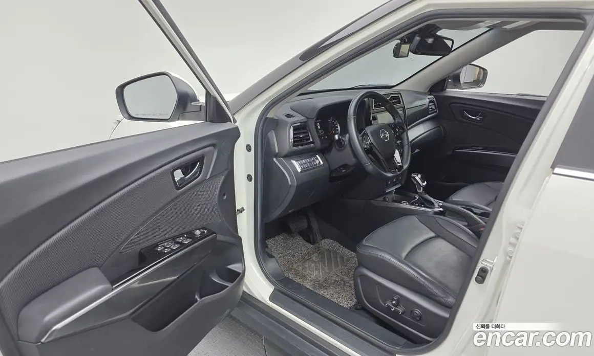 SsangYong TIBOLI 2022 1.5 автомат (гидро), фото 10 SsangYong TIBOLI 2022 1.5 автомат (гидро), фото 10