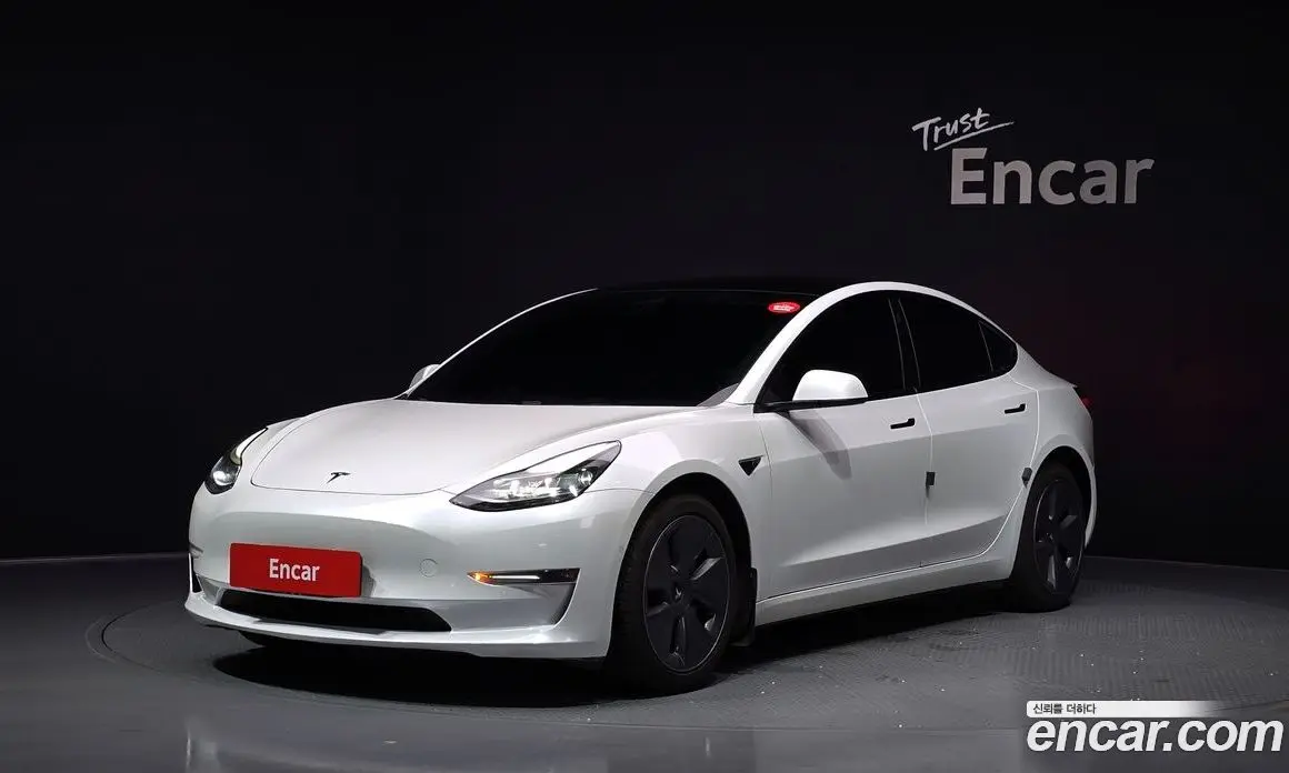 Tesla Model 3 2021 0.2 автомат (гидро), фото 1 Tesla Model 3 2021 0.2 автомат (гидро), фото 1