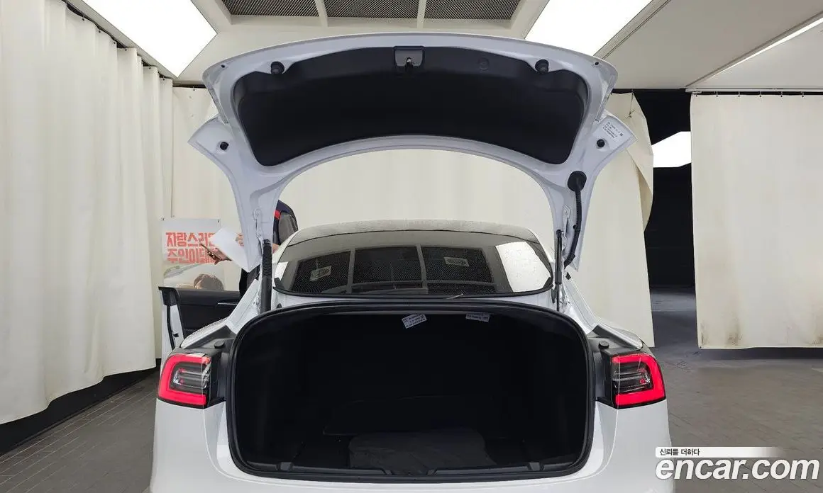 Tesla Model 3 2021 0.2 автомат (гидро), фото 26 Tesla Model 3 2021 0.2 автомат (гидро), фото 26