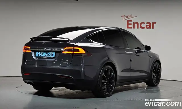 Tesla Model X 2018 0.3 автомат (гидро), миниатюра 2 Tesla Model X 2018 0.3 автомат (гидро), миниатюра 2