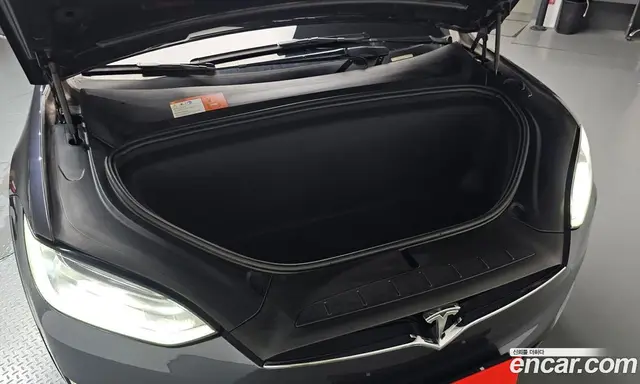 Tesla Model X 2018 0.3 автомат (гидро), миниатюра 6 Tesla Model X 2018 0.3 автомат (гидро), миниатюра 6