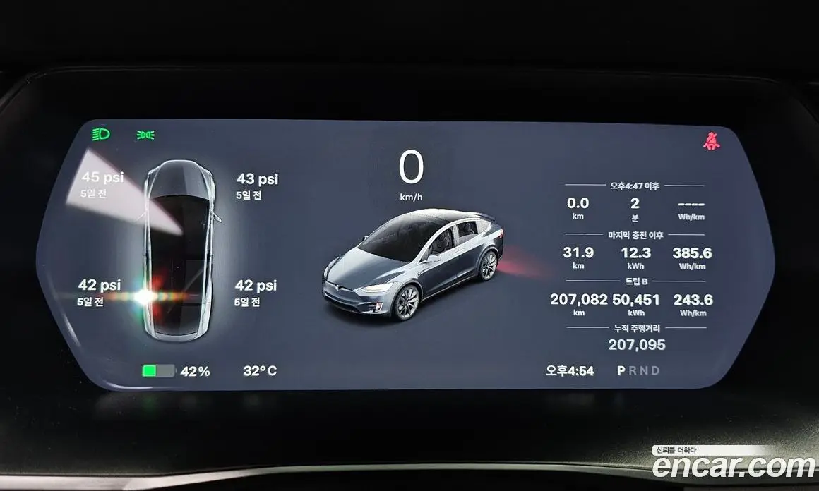 Tesla Model X 2018 0.3 автомат (гидро), фото 8 Tesla Model X 2018 0.3 автомат (гидро), фото 8