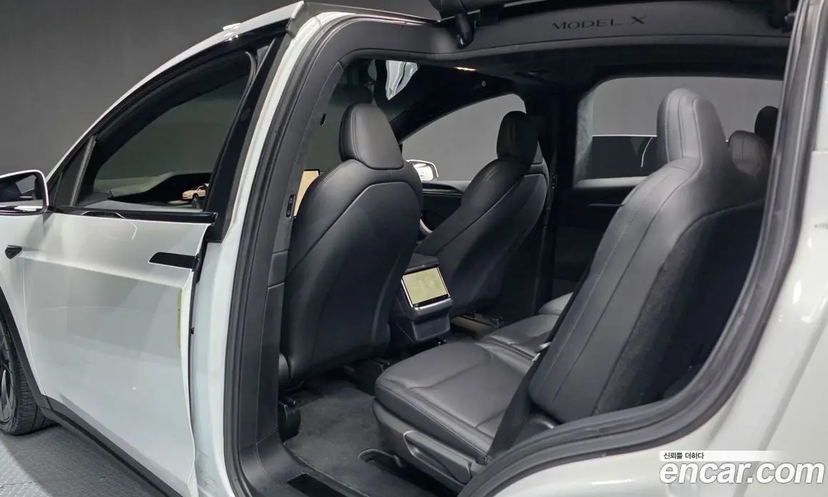Tesla Model X 2023 0.3 автомат (гидро), фото 16 Tesla Model X 2023 0.3 автомат (гидро), фото 16