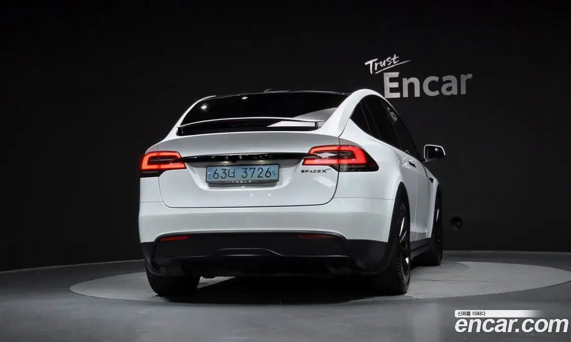 Tesla Model X 2023 0.3 автомат (гидро), фото 4 Tesla Model X 2023 0.3 автомат (гидро), фото 4