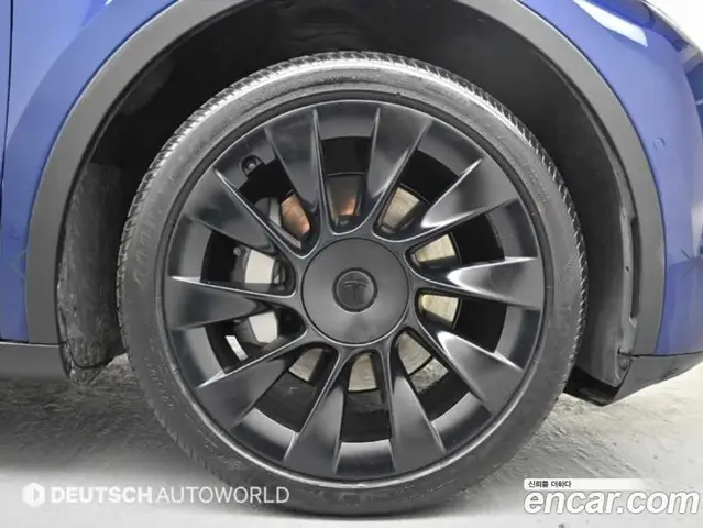 Tesla Model Y 2021 автомат (гидро), миниатюра 5 Tesla Model Y 2021 автомат (гидро), миниатюра 5