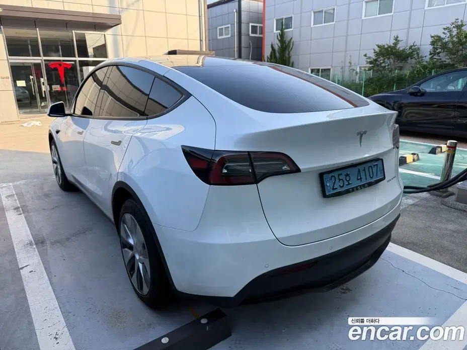 Tesla Model Y 2021 автомат (гидро), фото 6 Tesla Model Y 2021 автомат (гидро), фото 6