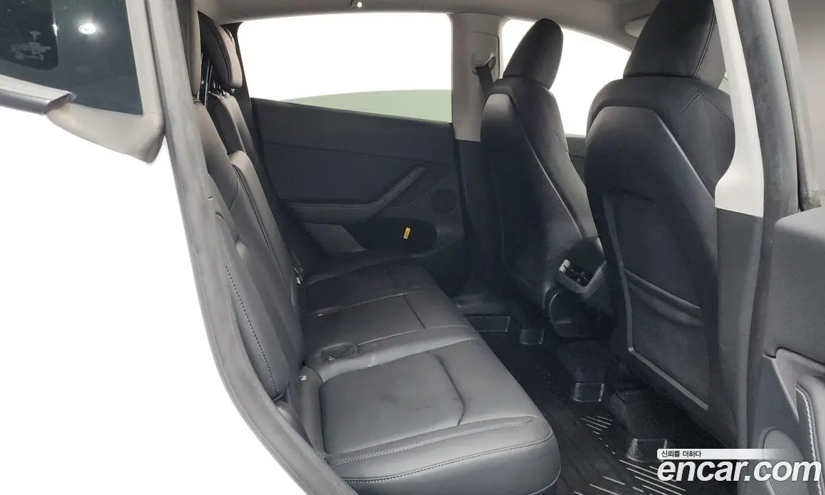 Tesla Model Y 2023 0.2 автомат (гидро), фото 17 Tesla Model Y 2023 0.2 автомат (гидро), фото 17