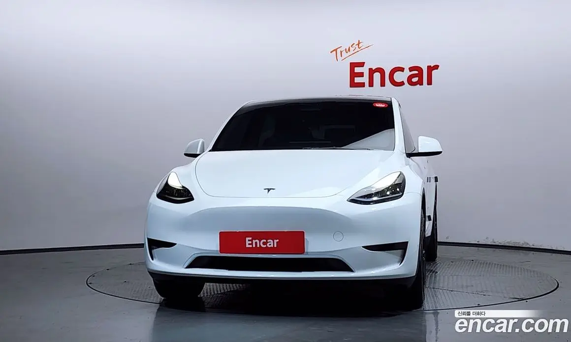 Tesla Model Y 2023 0.2 автомат (гидро), фото 3 Tesla Model Y 2023 0.2 автомат (гидро), фото 3