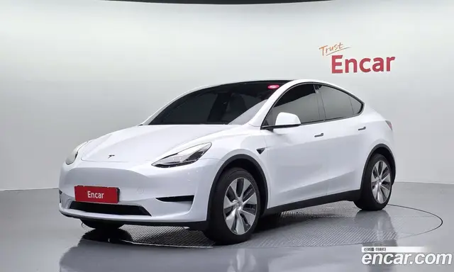 Tesla Model Y 2024 0.2 автомат (гидро), миниатюра 1