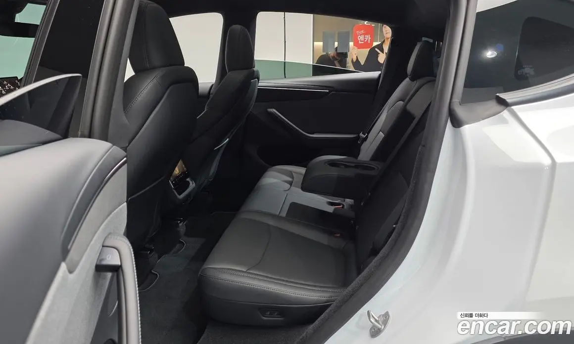 Tesla Model Y 2026 0.2 автомат (гидро), фото 15 Tesla Model Y 2026 0.2 автомат (гидро), фото 15