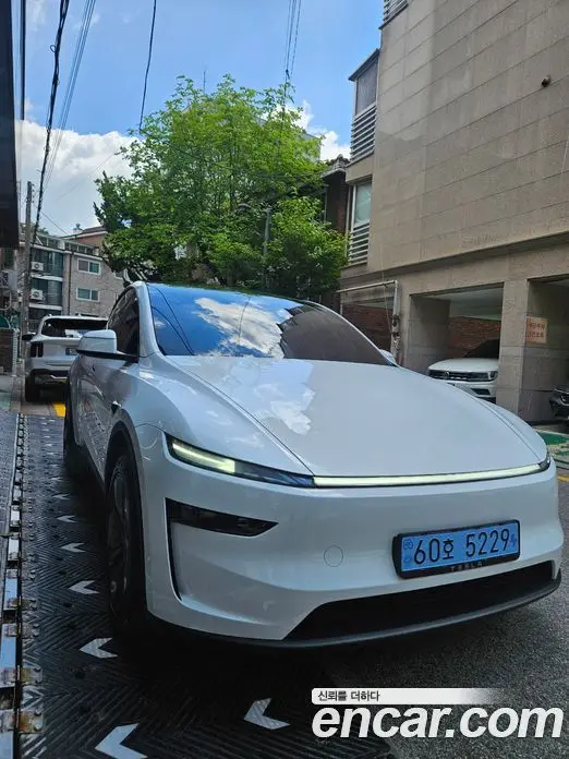 Tesla Model Y 2026 автомат (гидро), миниатюра 3 Tesla Model Y 2026 автомат (гидро), миниатюра 3