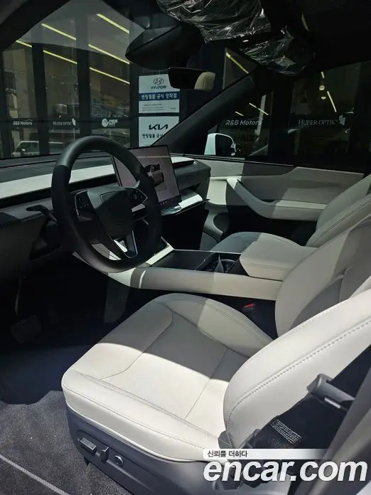 Tesla Model Y 2026 автомат (гидро), фото 8 Tesla Model Y 2026 автомат (гидро), фото 8