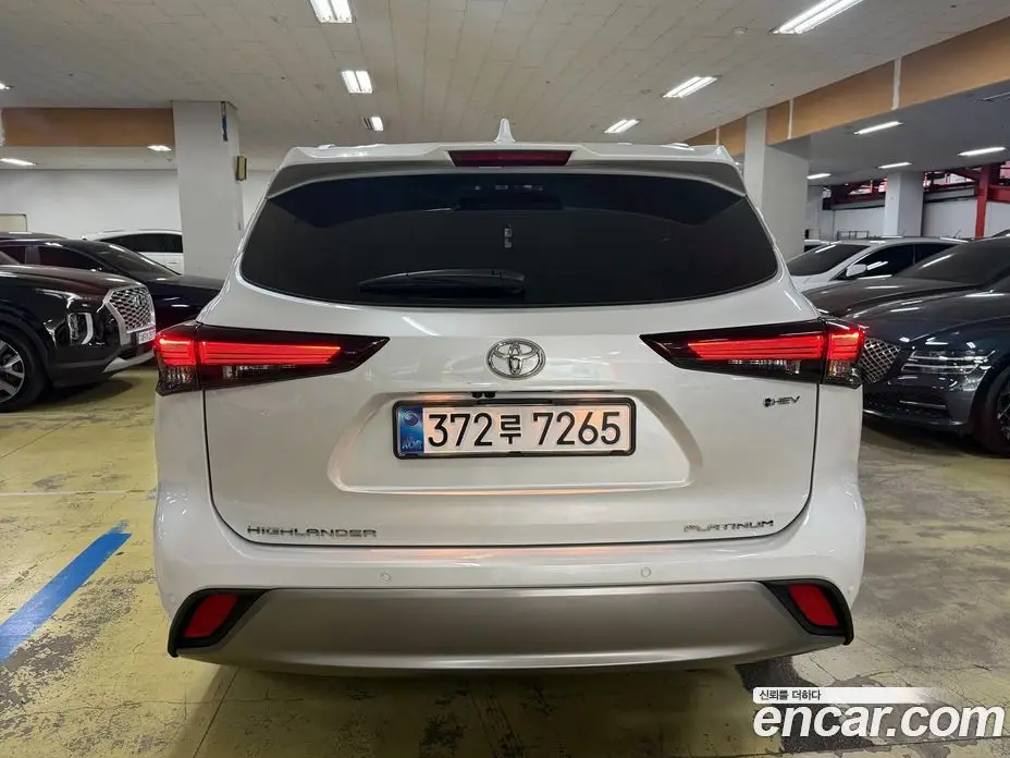 Toyota Highlander 2025 2.5 автомат (гидро), фото 4 Toyota Highlander 2025 2.5 автомат (гидро), фото 4