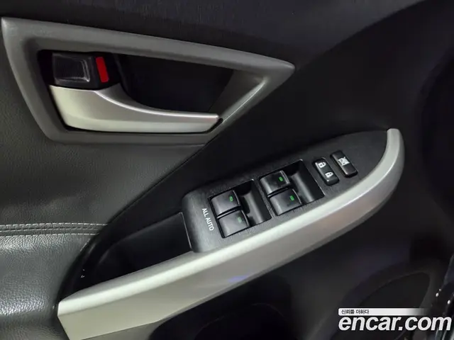 Toyota Prius 2014 1.8 автомат (гидро), миниатюра 12