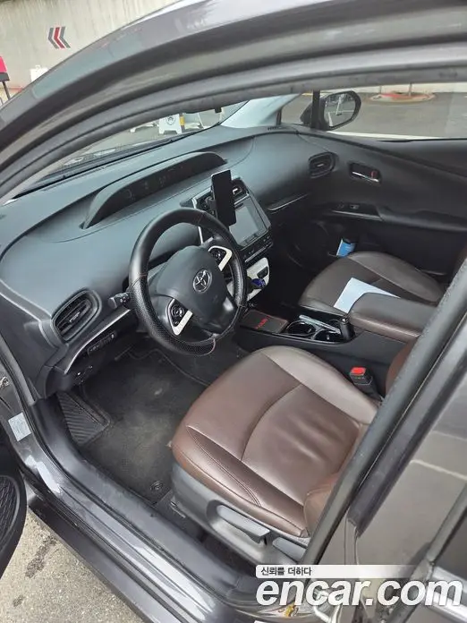 Toyota Prius 2018 1.8 автомат (гидро), миниатюра 12 Toyota Prius 2018 1.8 автомат (гидро), миниатюра 12