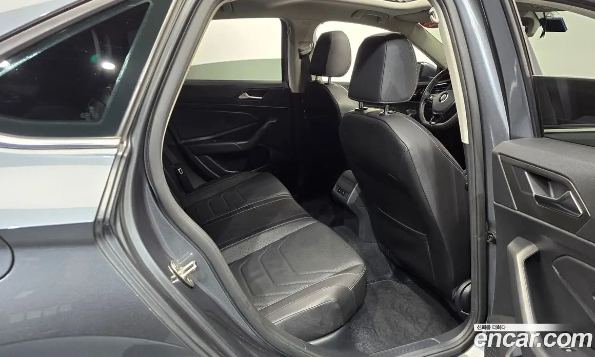 Volkswagen Jetta 2021 1.4 автомат (гидро), фото 17 Volkswagen Jetta 2021 1.4 автомат (гидро), фото 17