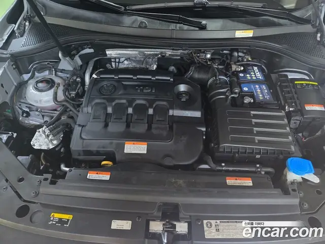 Volkswagen Tiguan 2018 2.0 автомат (гидро), миниатюра 6