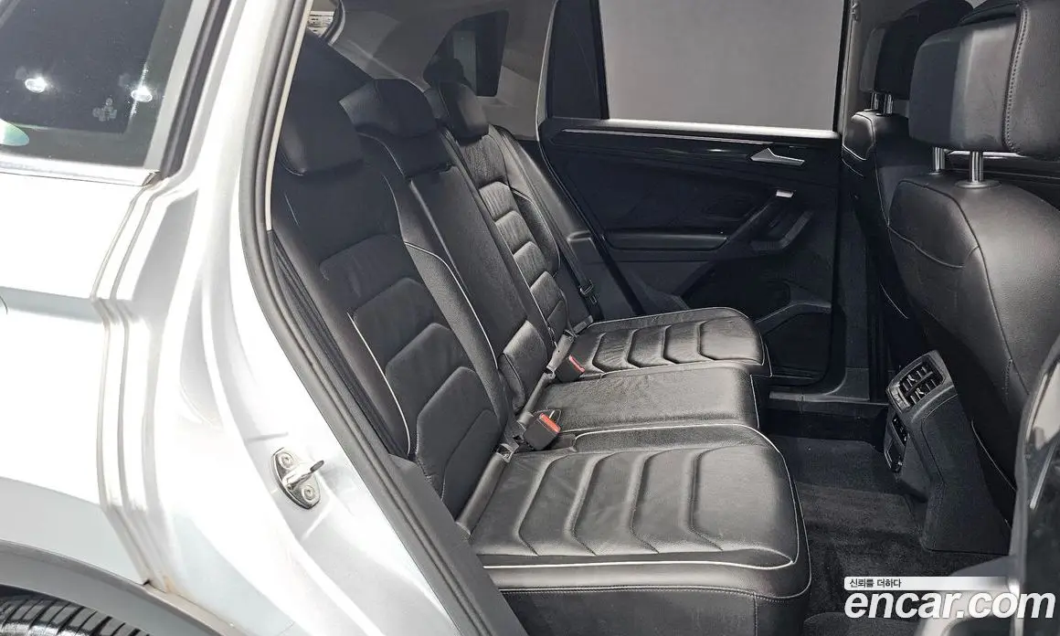 Volkswagen Tiguan 2022 2.0 автомат (гидро), фото 17 Volkswagen Tiguan 2022 2.0 автомат (гидро), фото 17