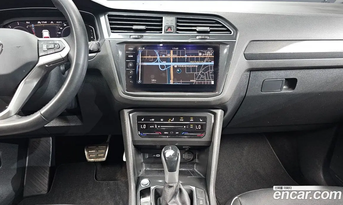 Volkswagen Tiguan 2022 2.0 автомат (гидро), фото 19 Volkswagen Tiguan 2022 2.0 автомат (гидро), фото 19