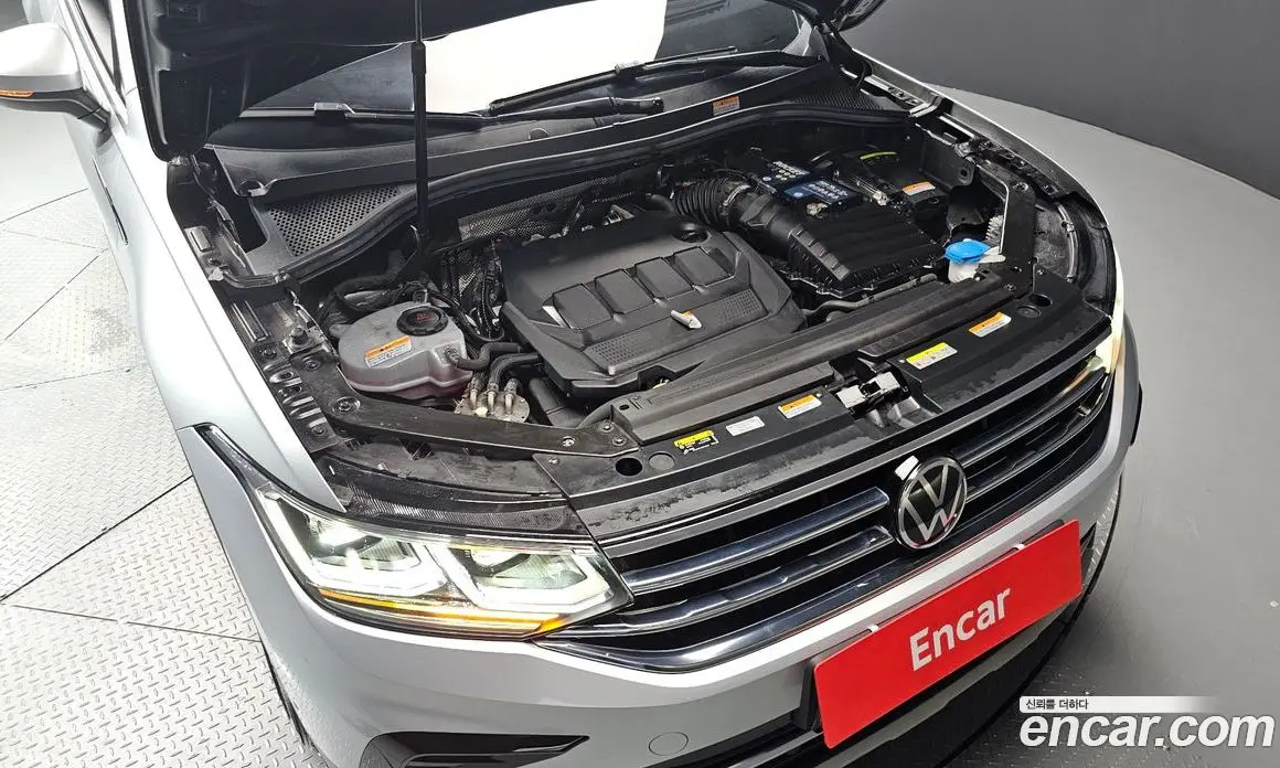 Volkswagen Tiguan 2022 2.0 автомат (гидро), фото 6 Volkswagen Tiguan 2022 2.0 автомат (гидро), фото 6