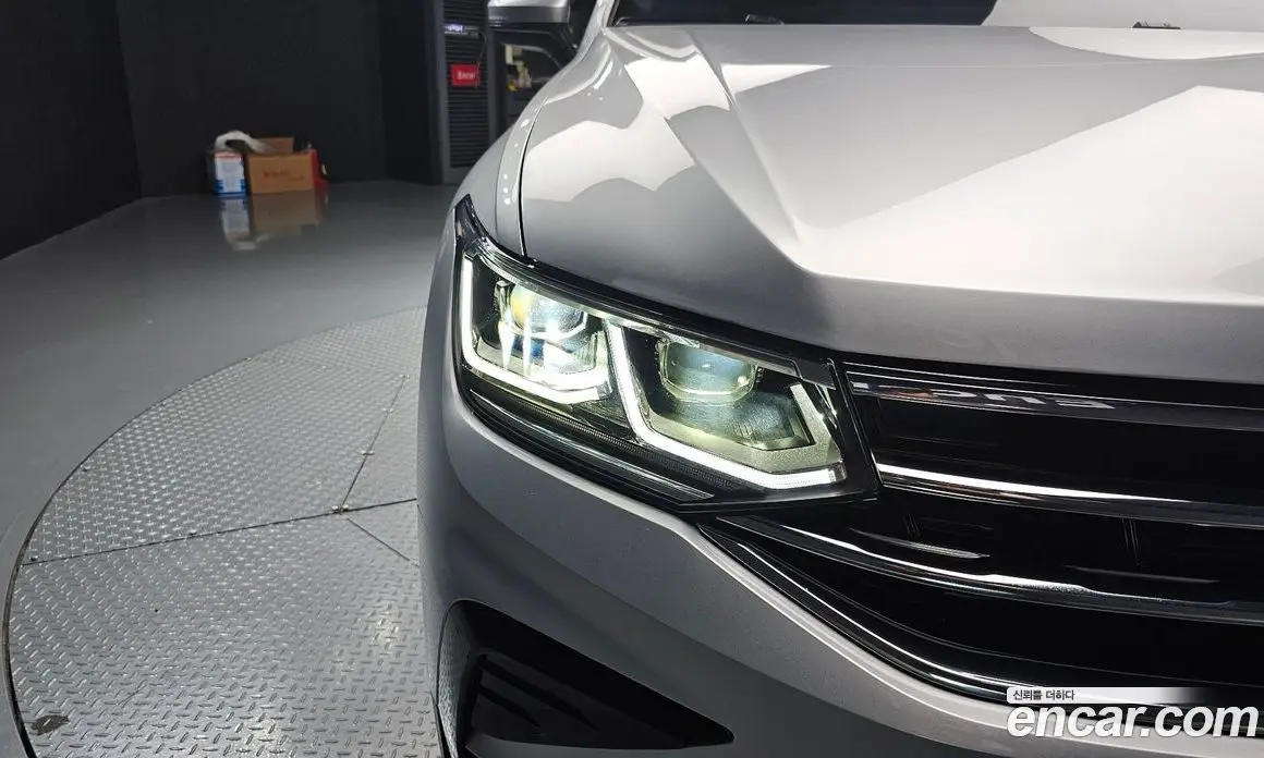Volkswagen Tiguan 2022 2.0 автомат (гидро), фото 8 Volkswagen Tiguan 2022 2.0 автомат (гидро), фото 8