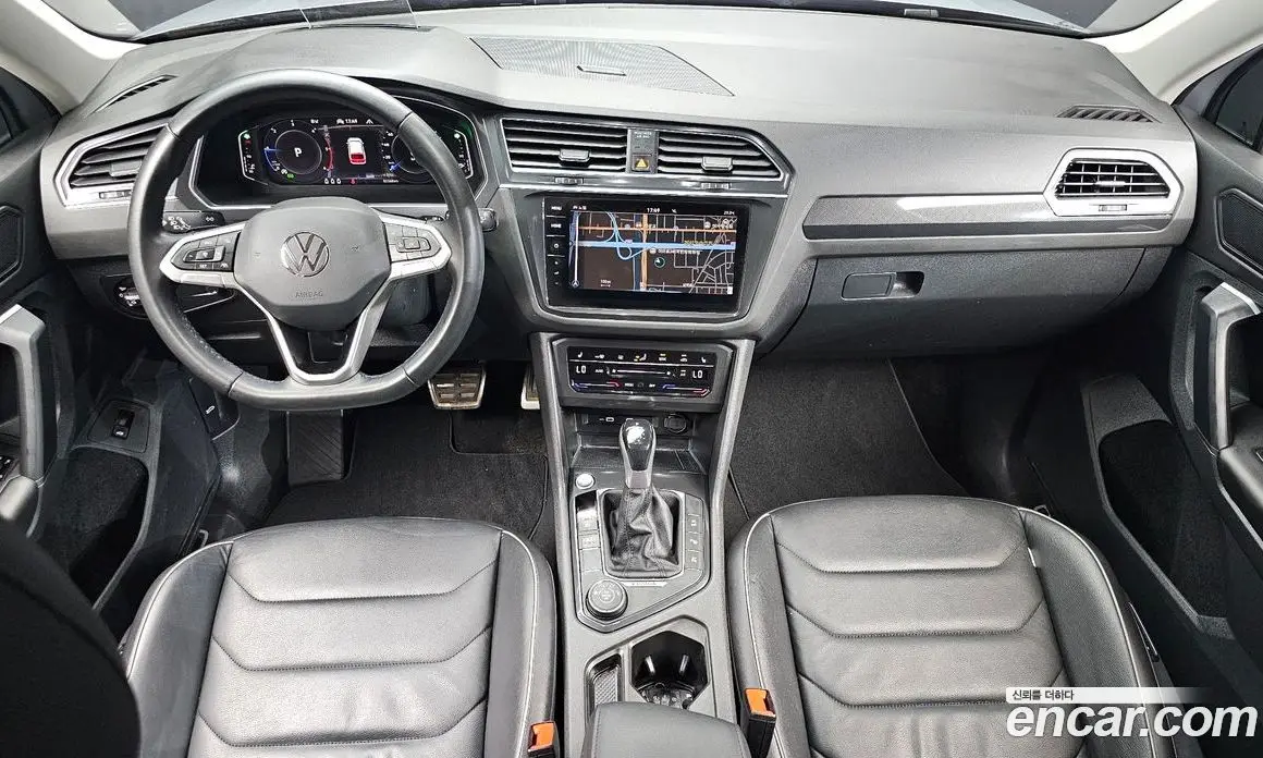 Volkswagen Tiguan 2022 2.0 автомат (гидро), фото 10 Volkswagen Tiguan 2022 2.0 автомат (гидро), фото 10