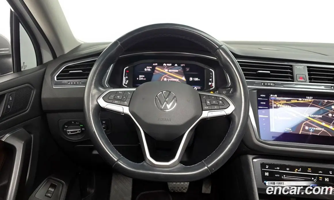 Volkswagen Tiguan 2023 2.0 автомат (гидро), фото 13