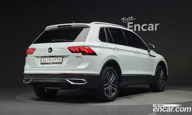 Volkswagen Tiguan 2023 2.0 автомат (гидро), миниатюра 2 Volkswagen Tiguan 2023 2.0 автомат (гидро), миниатюра 2