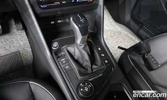 Volkswagen Tiguan 2023 2.0 автомат (гидро), миниатюра 12