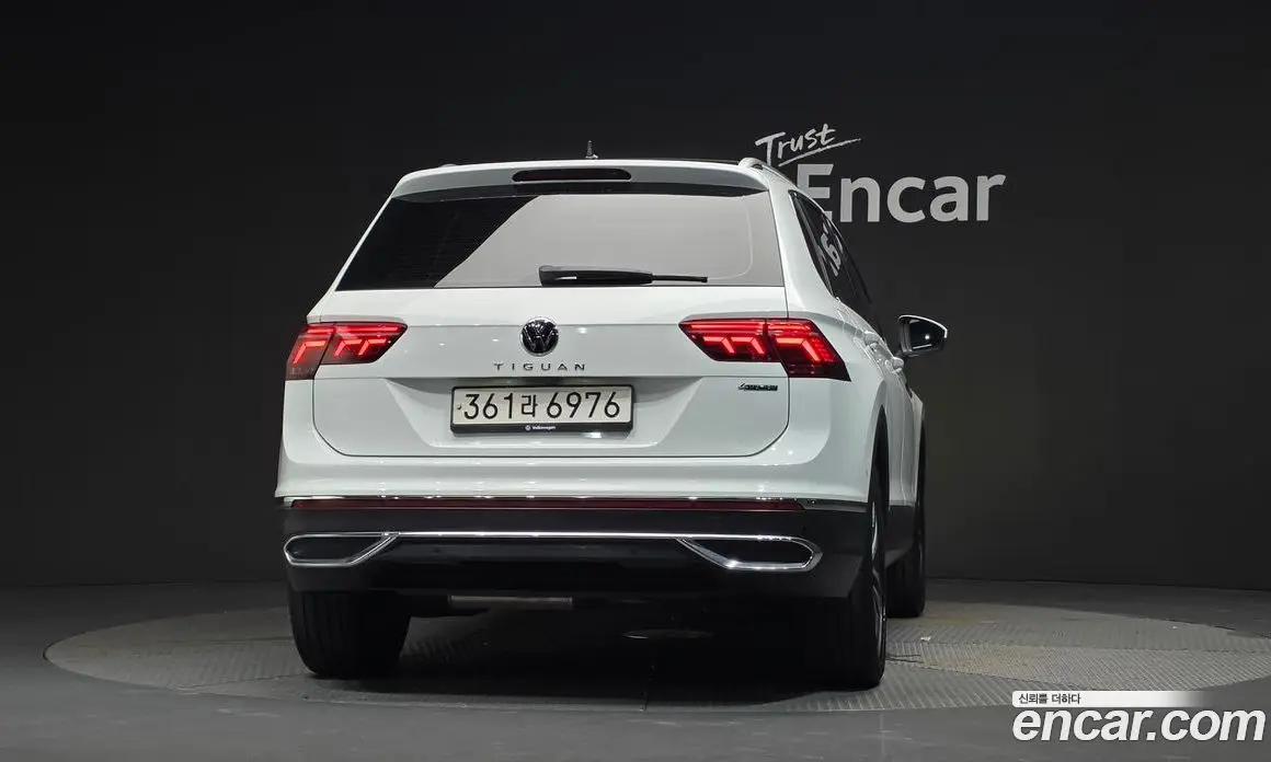 Volkswagen Tiguan 2023 2.0 автомат (гидро), фото 4 Volkswagen Tiguan 2023 2.0 автомат (гидро), фото 4