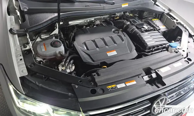 Volkswagen Tiguan 2023 2.0 автомат (гидро), миниатюра 6 Volkswagen Tiguan 2023 2.0 автомат (гидро), миниатюра 6