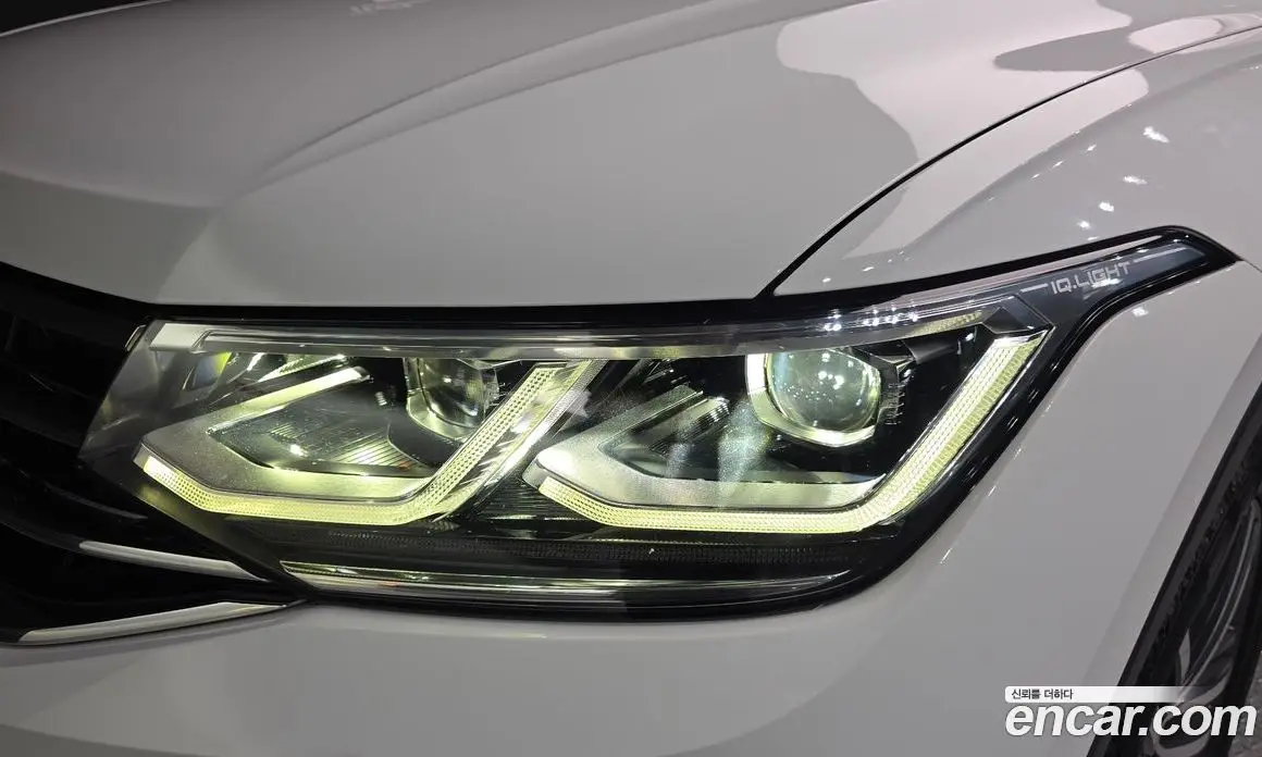 Volkswagen Tiguan 2023 2.0 автомат (гидро), фото 8 Volkswagen Tiguan 2023 2.0 автомат (гидро), фото 8