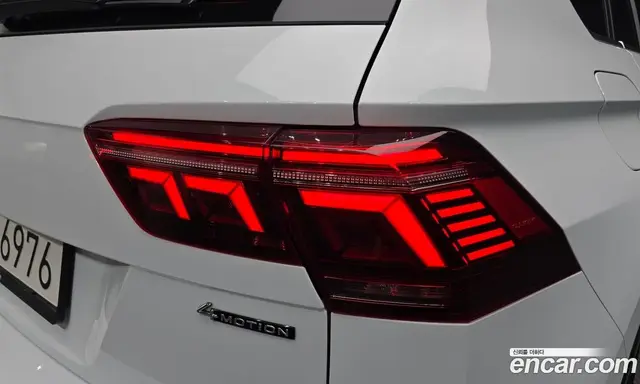 Volkswagen Tiguan 2023 2.0 автомат (гидро), миниатюра 9 Volkswagen Tiguan 2023 2.0 автомат (гидро), миниатюра 9