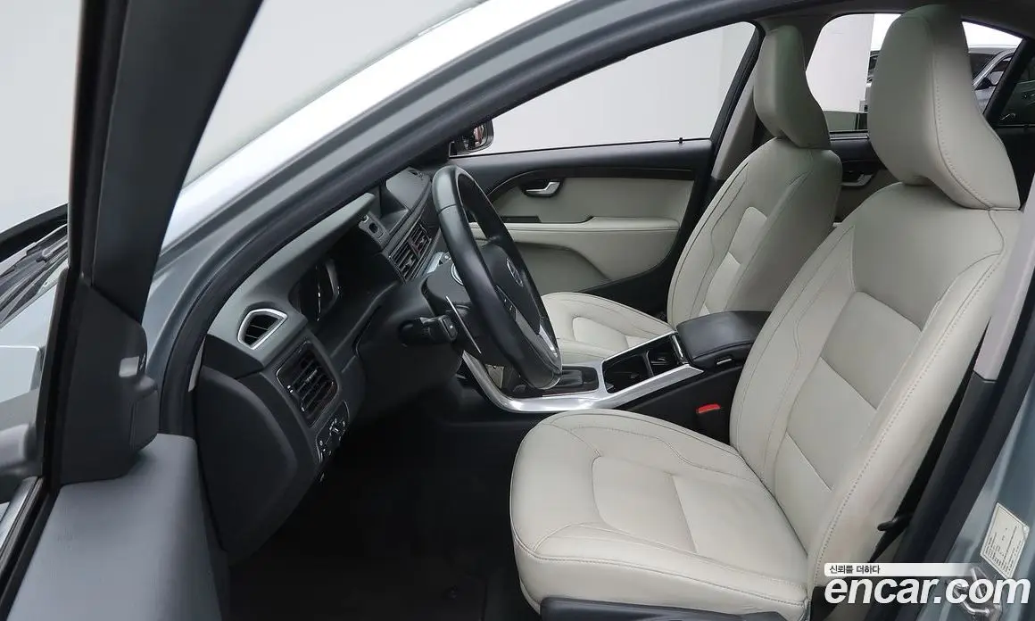 Volvo S80 2014 2.0 автомат (гидро), фото 10 Volvo S80 2014 2.0 автомат (гидро), фото 10