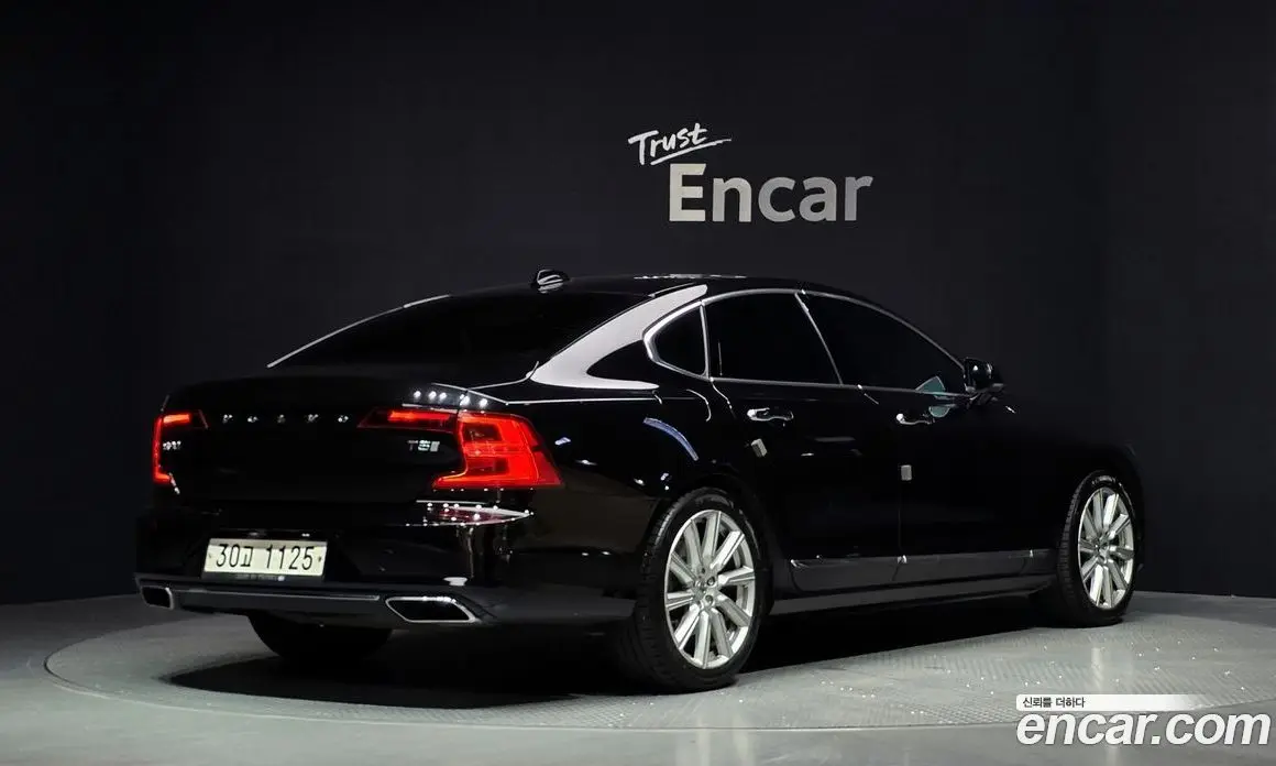 Volvo S90 2017 2.0 автомат (гидро), фото 2 Volvo S90 2017 2.0 автомат (гидро), фото 2