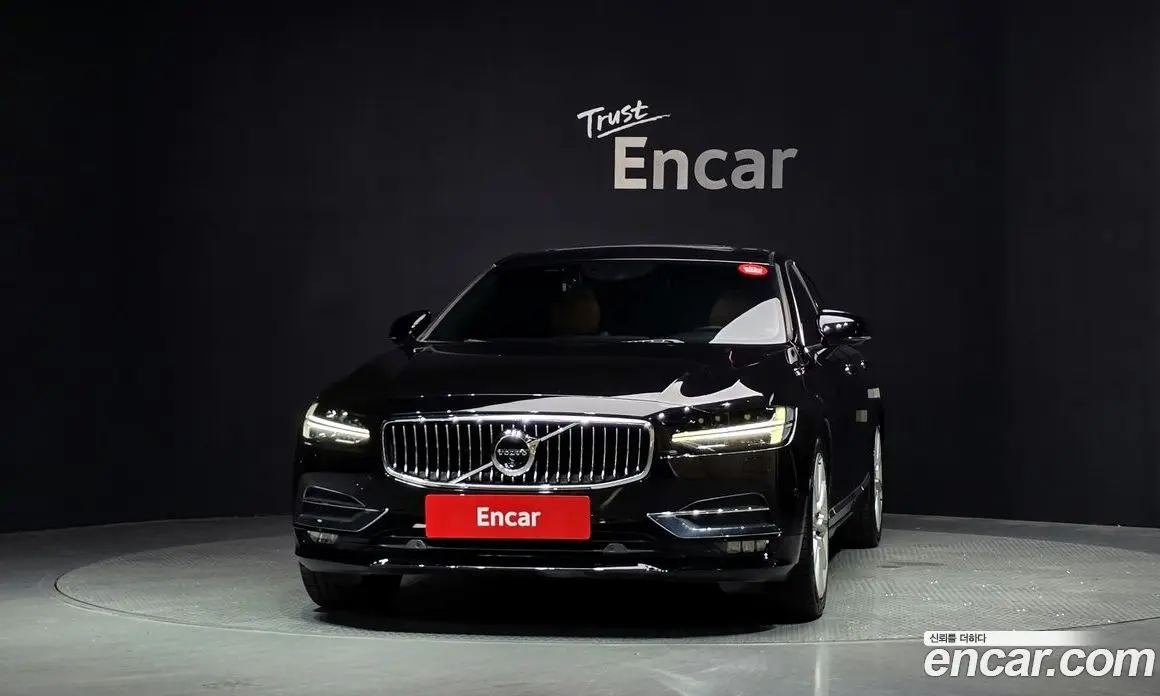 Volvo S90 2017 2.0 автомат (гидро), фото 3 Volvo S90 2017 2.0 автомат (гидро), фото 3