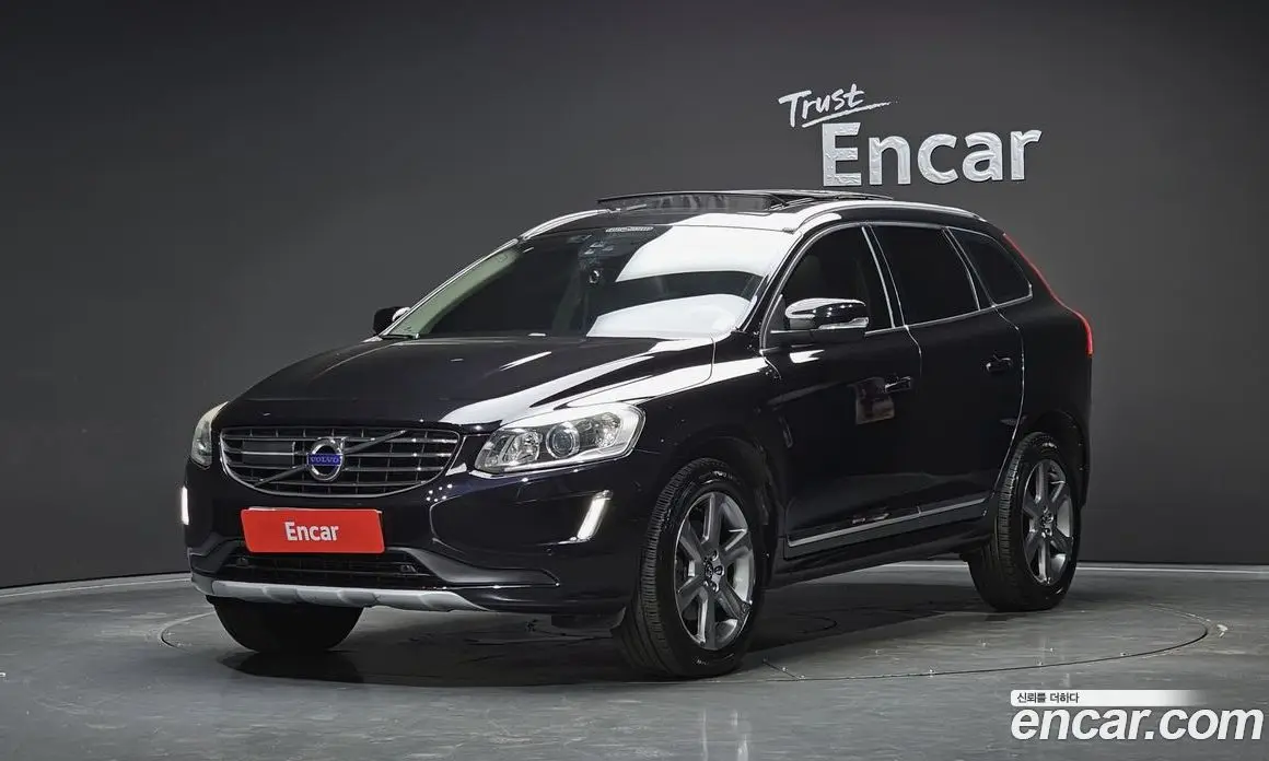 Volvo XC60 2015 2.4 автомат (гидро), фото 1 Volvo XC60 2015 2.4 автомат (гидро), фото 1