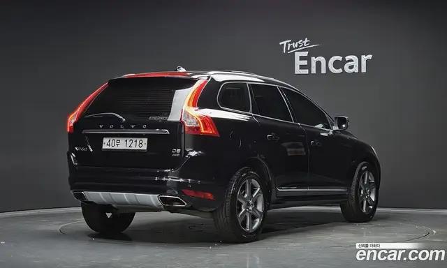 Volvo XC60 2015 2.4 автомат (гидро), миниатюра 2 Volvo XC60 2015 2.4 автомат (гидро), миниатюра 2