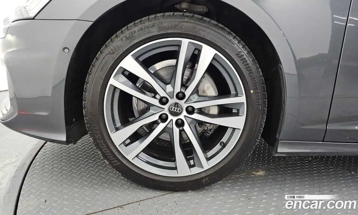 Audi A6 2023 2.0 автомат (гидро), фото 5 Audi A6 2023 2.0 автомат (гидро), фото 5