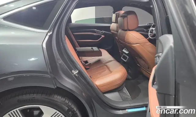 Audi e-tron 2021 0.2 автомат (гидро), миниатюра 12