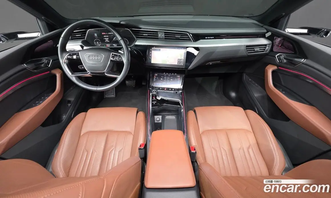 Audi e-tron 2021 0.2 автомат (гидро), фото 7 Audi e-tron 2021 0.2 автомат (гидро), фото 7